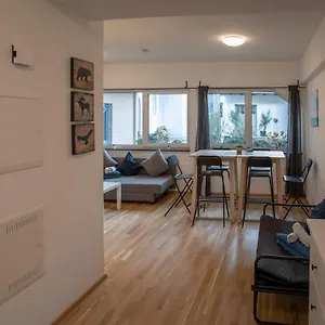 Center For 6 Persons! Appartamento Innsbruck